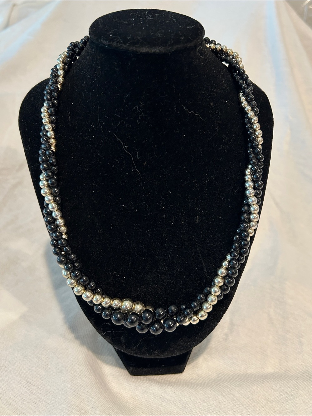 Classic Black and Gold Beaded Women's Necklace